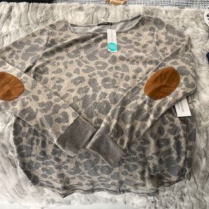 Pink clover long sleeve